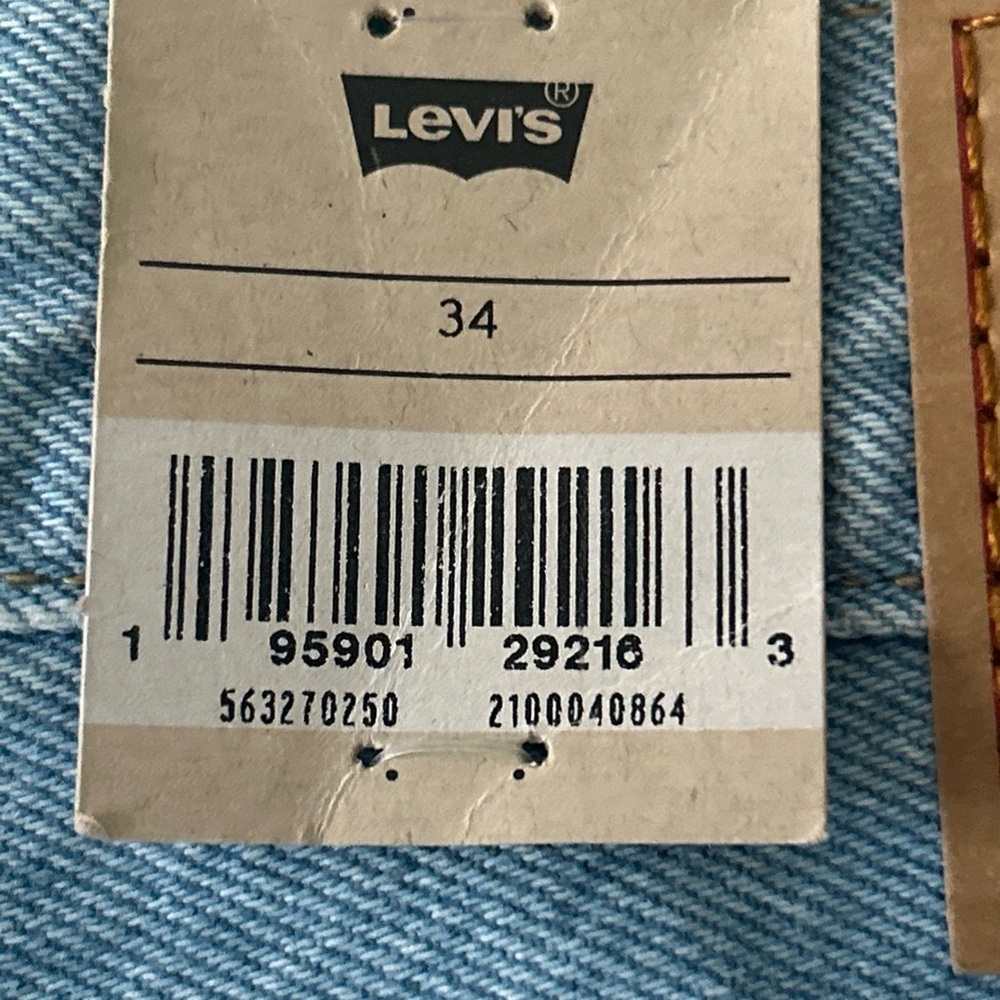Levi's Light Blue Distressed Denim Cutoff Shorts - Women Size 34 - Picture 12 of 16